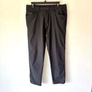 Lululemon Men’s ABC Pant Classic 32” Dark Grey Straight Leg Athleisure Dress